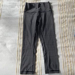 Striped Align High-Rise Crop 21” Leggings